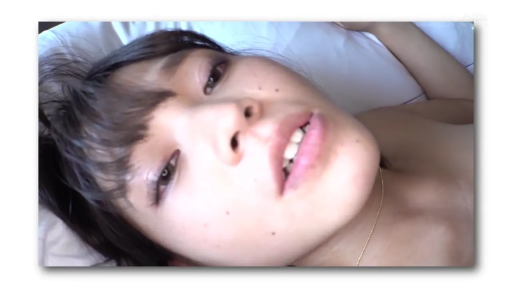 室内 · 脸部 · 全裸 · 仰卧