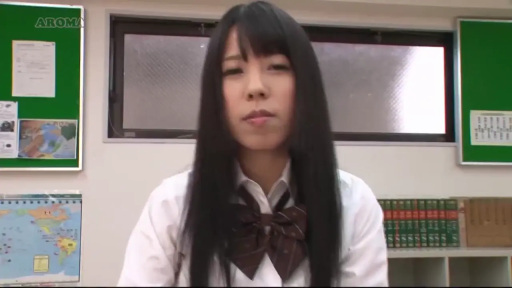 Sitting Posture · Classroom · bland · Bow tie · Close-up above the chest · School Uniform · 直视 · 黑长直