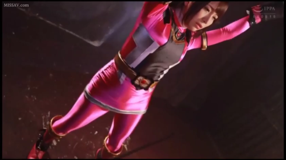 中景 · 痛苦 · 地下室 · 束缚具 · 战队服 · 被俘 · 特摄 · 悬吊