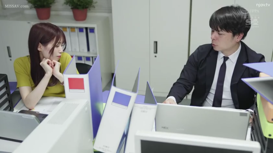 Inside the office · 头部特写 · 手表 · 黄色针织衫 · Cheek-propping sitting posture · Shallow depth of field · 侧头斜视 · 嘟嘴委屈