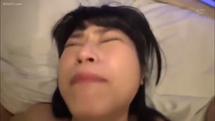 性交 · 脸部特写 · 全裸 · 枕头 · 仰卧 · 床上 · 高潮表情 · 亚洲女性