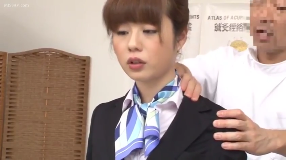 全裸 · 浴室 · 展示 · 微笑 · 阴部 · 坐姿开腿 · 露毛