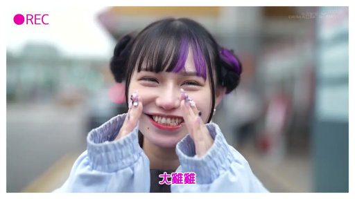 俯身 · 脸部特写 · 卧室 · 局部马赛克 · 口交 · 闭眼 · 裸体 · 白色被子