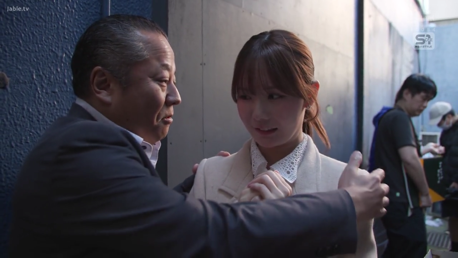 全身 · 全裸 · 卧室 · 性行为 · 陶醉 · 床 · 跨坐 · 露点