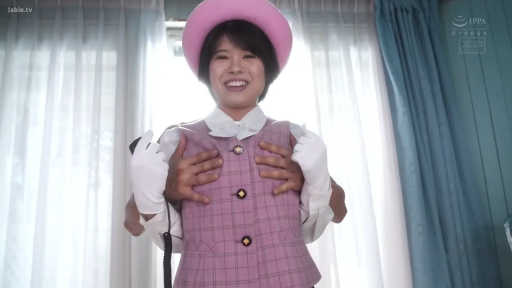 室内 · 胸部 · 揉乳 · 站立 · 微笑 · 麦克风 · 日本AV · 导游制服