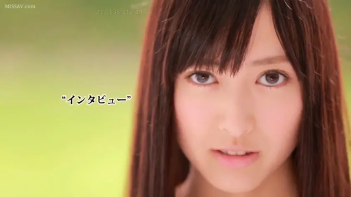 字幕 · 平静 · 面部特写 · 凝视 · 户外 · 采访 · 正脸 · 未显示