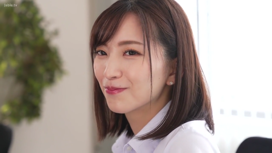 办公室 · 面部特写 · 衬衫