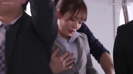 胸部 · 站立 · 抚摸 · スーツ · 痴汉 · 电车 · 羞耻