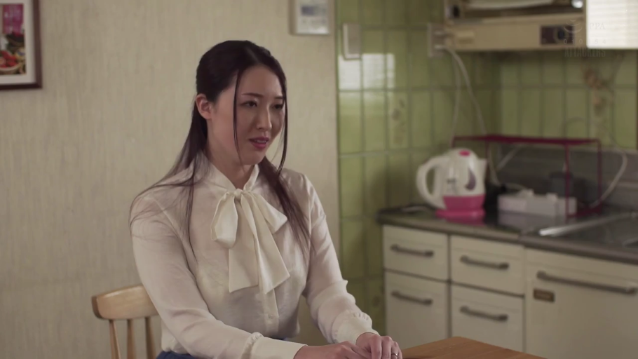性交 · 全裸 · 马赛克 · 臀部 · 床上 · 被褥 · 趴伏