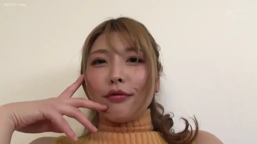 室内 · 面部 · 注视 · 诱惑 · 高领毛衣 · 自拍 · 托腮