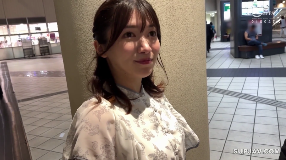 室内 · 性交 · 全裸 · 愉悦 · 全景 · 后入位 · 局部打码 · 柜子