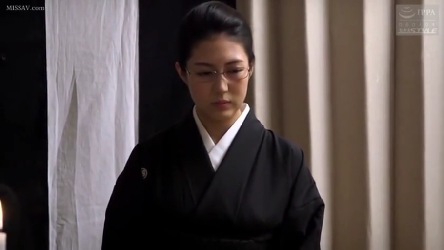 室内 · 站立 · 半身 · 和服