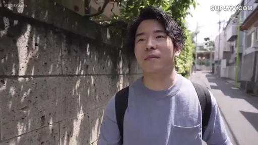 办公室 · 面具 · 全景 · 黑色下装 · 顺从 · 职场侵犯 · 桌上开腿 · 遭受抚摸