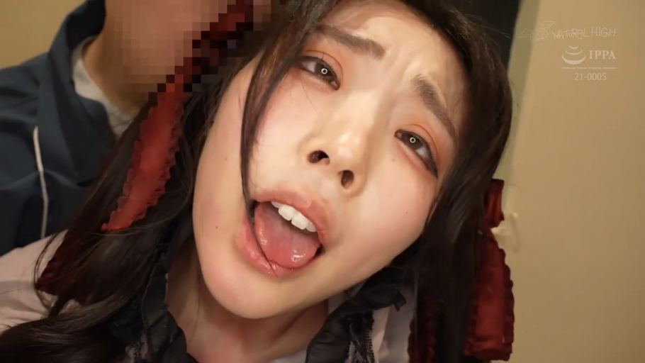 室内 · 脸部特写 · 仰头 · 挑逗 · 阿嘿颜 · 日本AV · 荷叶边女装