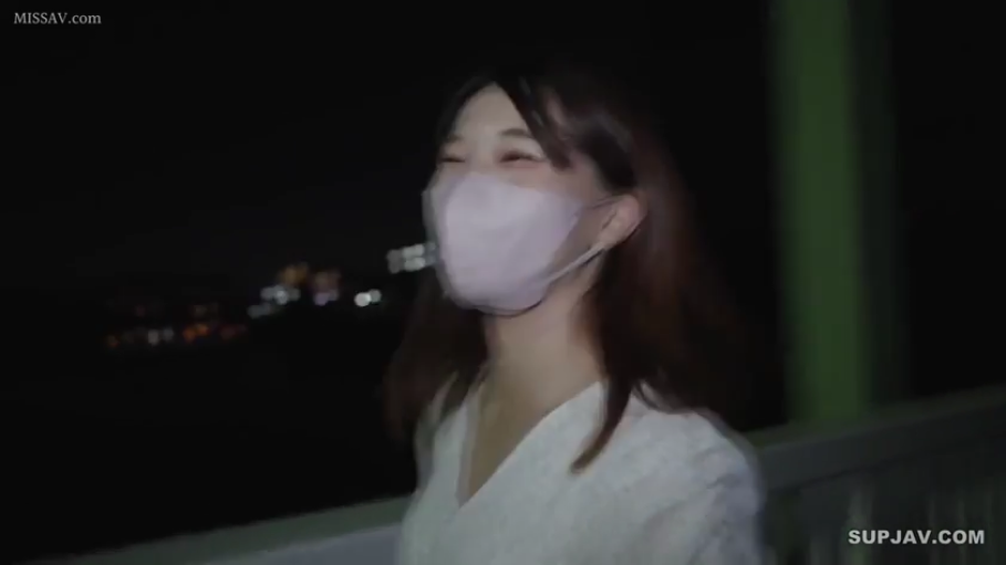 室内 · 全身 · 性交 · 全裸 · 置物架 · 暗光 · 站立后入位
