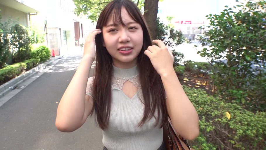 室内 · 脸部特写 · 全裸 · 仰卧 · 呻吟 · 高潮脸 · 水印