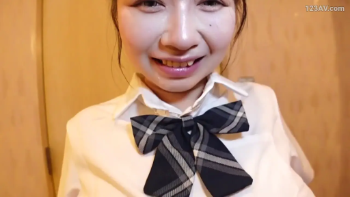 室内 · 站立 · 中景 · 微笑 · 掀裙 · 学生装 · 露内裤