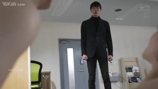 Serious · 办公室 · Office chair · Stand · Horizon · Eye contact · POV视角 · black suit