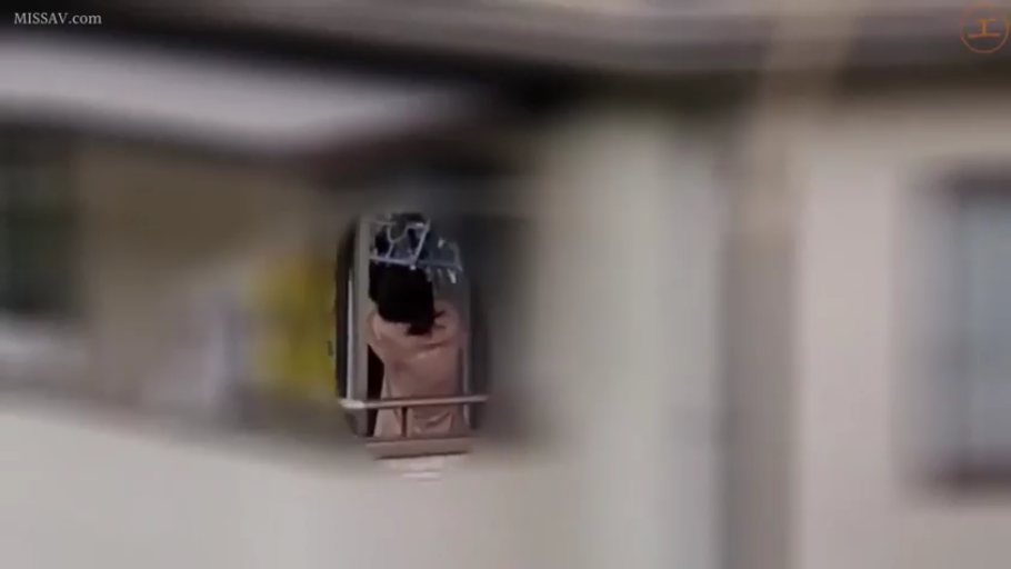 站立 · 遠景 · 部屋着 · 住宅阳台