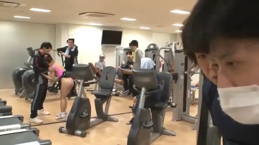 揉乳 · 腰を曲げる · ぼかし · 健身房 · 偷窥 · フィットネス器具 · 连体泳衣