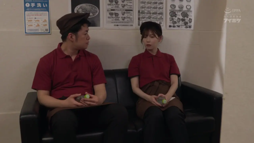 座り姿勢 · 中景 · 疲惫 · 休息 · 菜单海报 · ラウンジ · 餐厅制服 · 同事