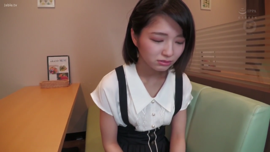 坐姿 · 丝袜 · 办公室 · 腿部 · 微笑 · 注视 · POV · 打印机