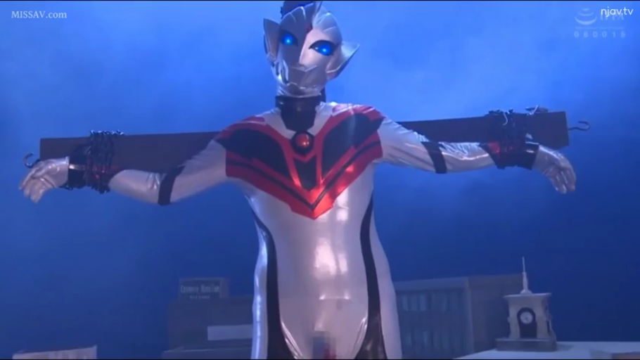 半身 · 影棚 · 下体露出 · 紧身皮套 · 十字束缚