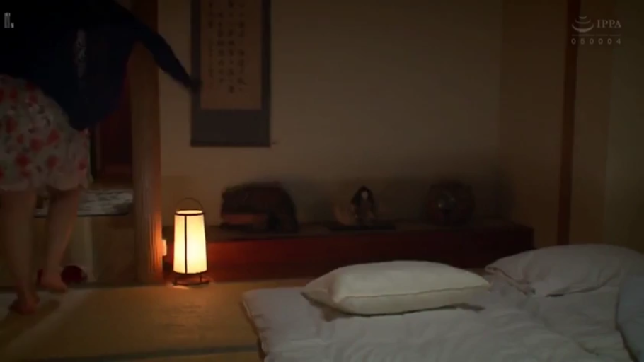 室内 · 全裸 · 面部特写 · 仰头 · 高潮 · 阿黑颜 · 流涎
