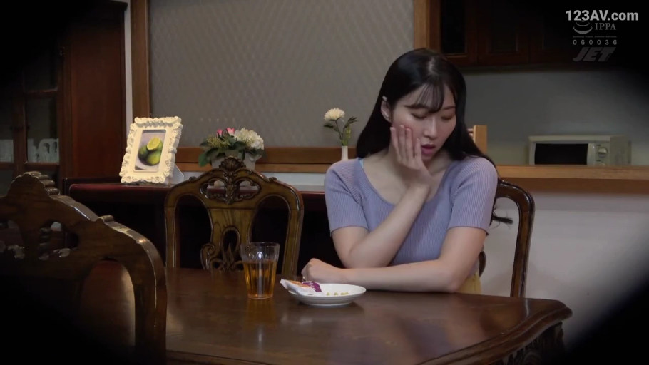 室内 · 专注 · 口交 · 白衬衫 · 跪姿 · 嘴部 · 阴茎 · POV