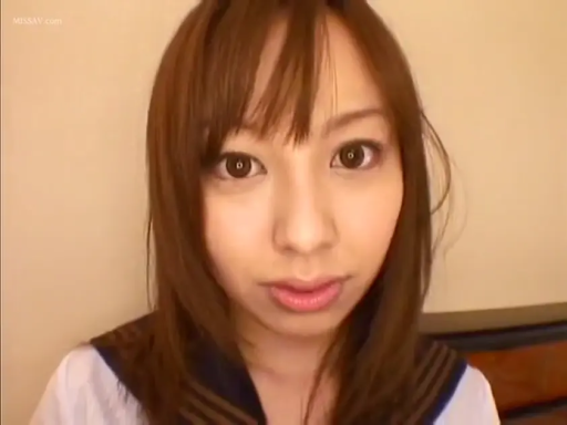 室内 · 单人 · 面部 · 微笑 · 正坐 · 水手服 · 开心