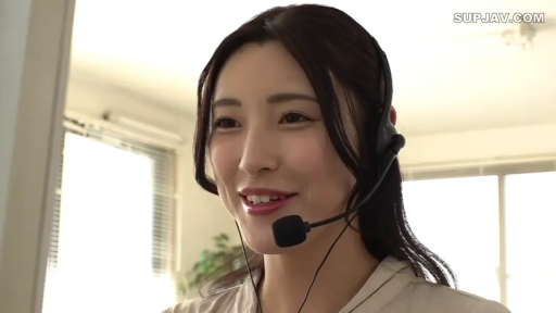 室内 · 全身 · 弯腰 · 束缚 · 紧身皮衣 · 绳索 · 遮蔽 · 悬吊