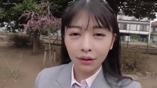 黑丝 · 站姿 · 猥亵 · 惊恐 · 空姐制服 · 飞机机舱 · 出口指示牌