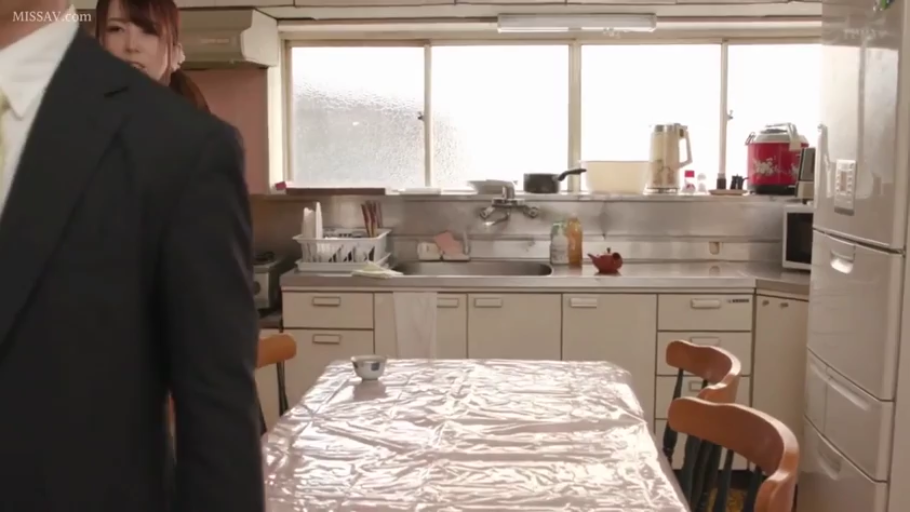 Stand · 居家 · Horizon · Kitchen · Suit · 惊讶 · 走动 · 厨具