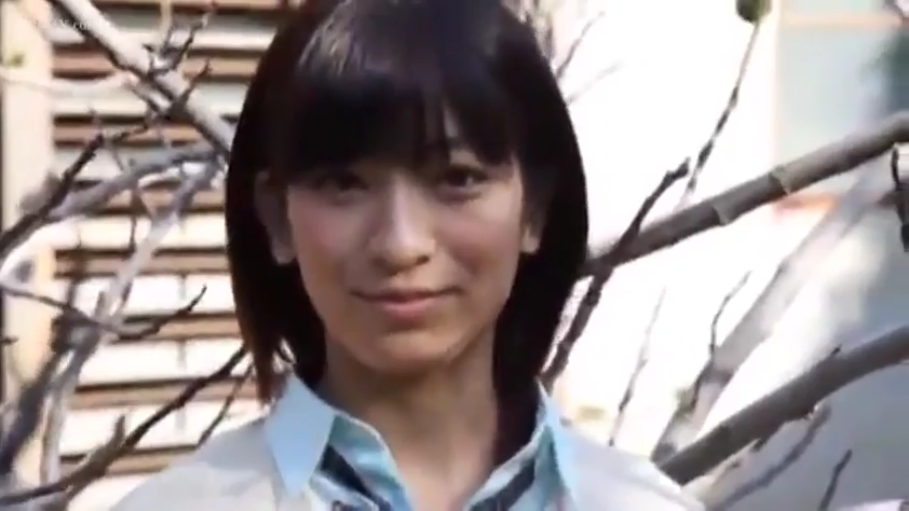 室内 · 全裸 · 仰卧开腿 · 享受 · 全景 · 按摩油 · 有码 · 涂油性爱