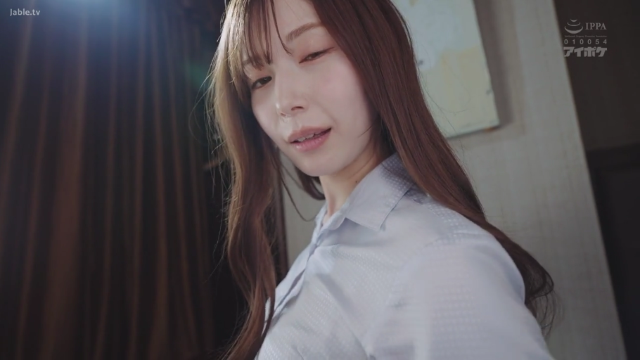 室内 · 马赛克 · 站立 · 臀部特写 · 手交 · 不详 · 灰色短裙及内裤