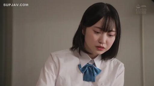 Indoor · Sitting Posture · Melancholy · School uniform · Face · 清纯 · Bow tie · 静止