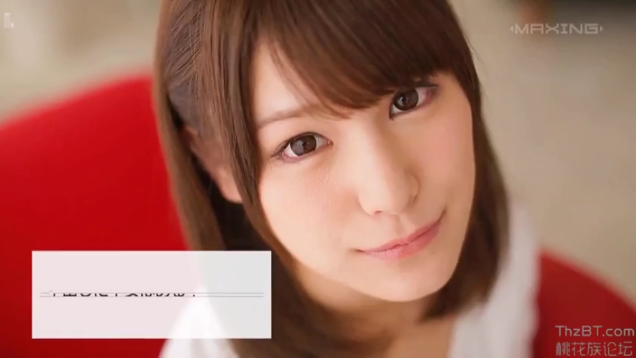 室内 · 微笑 · 面部特写 · 仰视 · 注视镜头 · 高清 · 圣诞服