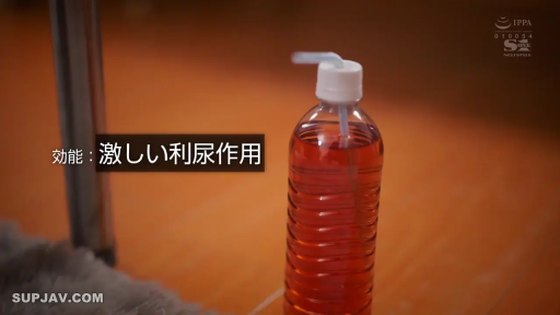 白开衫 · Classroom · Stand · 思考 · 上半身 · Campus · 地球仪 · Drink water