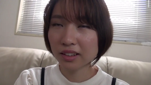 室内 · 坐姿 · 脸部特写 · 面对镜头 · POV · 阿嘿颜 · 白色针织上衣