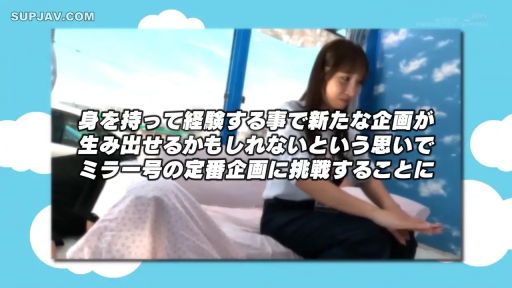 室内 · 坐姿 · 交谈 · 字幕 · 平静 · 半身 · 休闲服 · 访谈