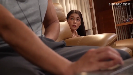 脸部 · 客厅 · 背心