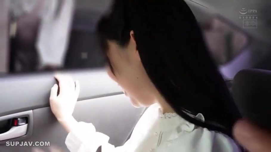 室内 · 脸部 · 迷离 · 仰卧 · 挑逗 · 黑色吊带 · 金属项圈