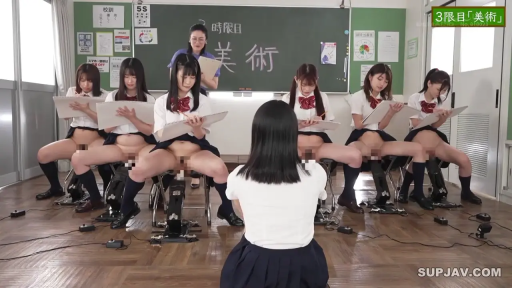 教室 · 羞涩 · 全景 · 多人 · JK制服 · 开腿坐 · 道具自慰 · 振动椅子