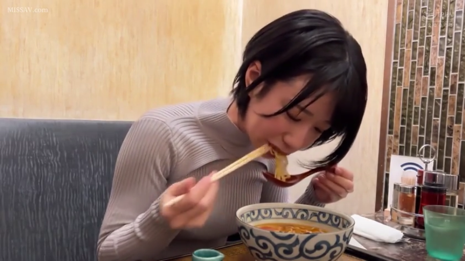 室内 · 严肃 · 中景 · 职业装 · 剧情 · 交流 · 背包 · 对视站立