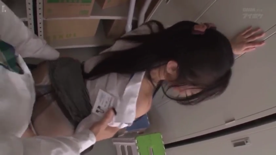 性交 · 后入式 · 职业装 · 储物柜 · 职场 · 模糊 · 储物间