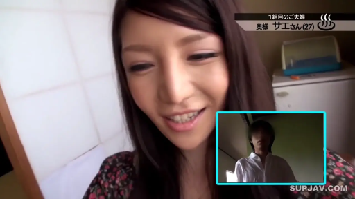 室内 · 脸部特写 · 碎花上衣