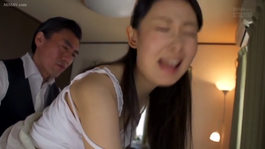 比基尼 · 站立 · 微笑 · 多人 · 海滩 · 合照