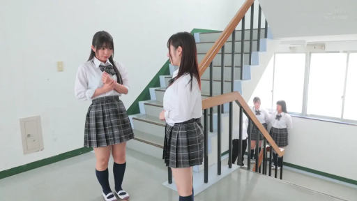 全身 · 下跪 · 碎花裙 · 诱惑 · 厨房 · 橱柜 · 掀起裙子 · 关注