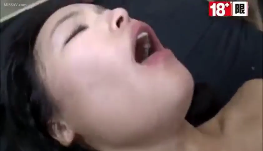 Indoor · sexual intercourse · Close-up of the face · Fully nude · Supine · 亚洲人 · 高潮