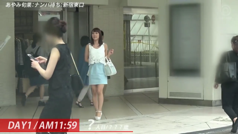 面部 · 站立 · 微笑 · 职业套装 · 阅读 · 办公区 · 双人OL · 手册